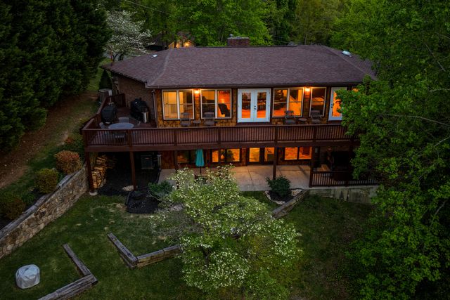 979 Clift Cave Road, Soddy Daisy, TN 37379