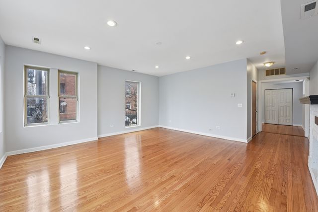 801 S Independence Boulevard 1, Chicago, IL 60624