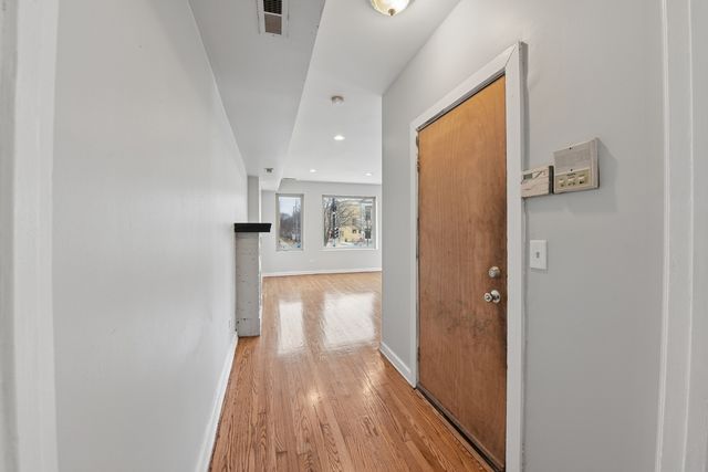 801 S Independence Boulevard 1, Chicago, IL 60624