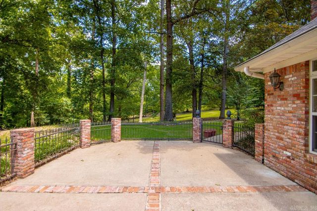 2009 Hot Springs Highway, Benton, AR 72019