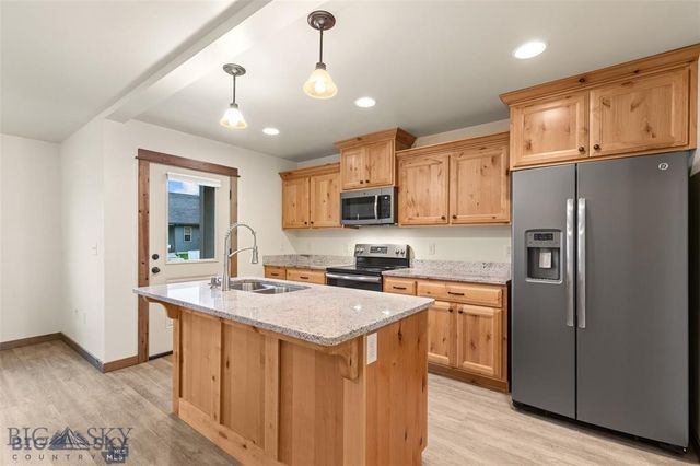 3241 Fen Way B, Bozeman, MT 59718