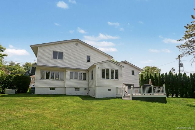 86 Somerset Road, New Rochelle, NY 10804