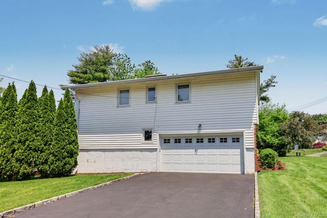 86 Somerset Road, New Rochelle, NY 10804