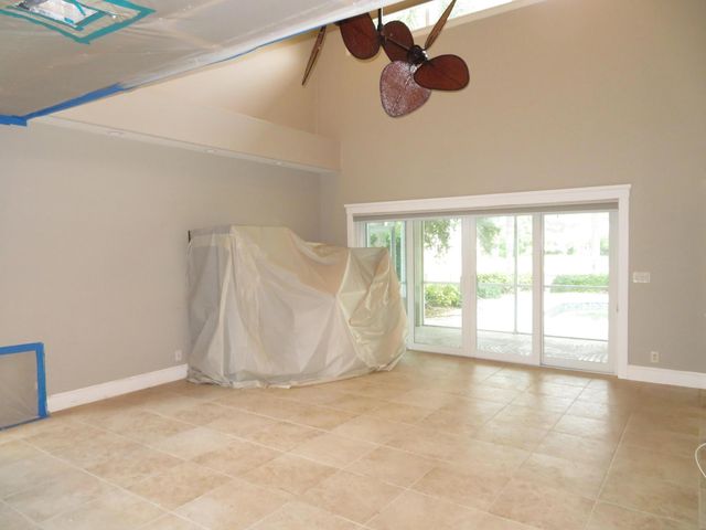 18480 SE Lakeside Drive, Jupiter, FL 33469