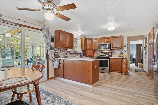 2881 Wilbanks Drive, Norton, OH 44203