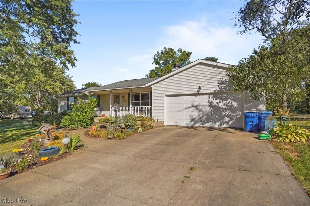 2881 Wilbanks Drive, Norton, OH 44203