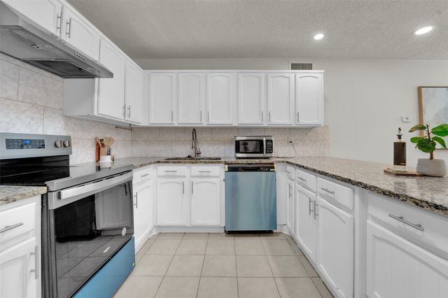 5517 Wyrick Lane, Garland, TX 75044