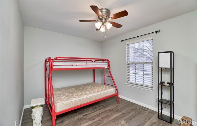 50 Village Circle Drive, Winfield, MO 63389