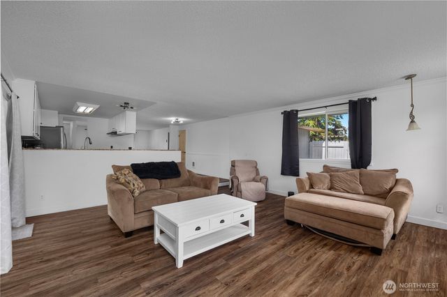 18426 Old Hwy 99 SW, Rochester, WA 98579