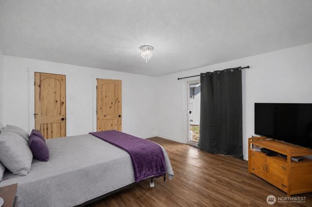 18426 Old Hwy 99 SW, Rochester, WA 98579