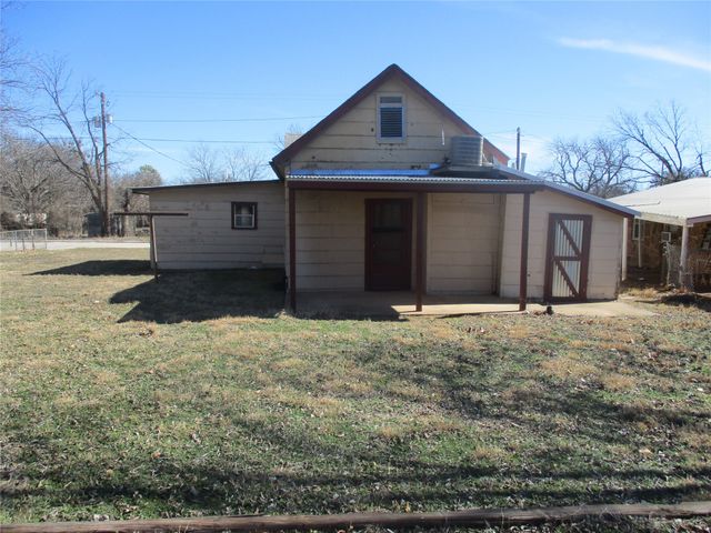 406 N Daugherty, Eastland, TX 76448
