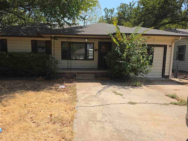2128 NW Smith Ave, Lawton, OK 73538