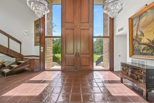 300 Courtlandt Place, Friendswood, TX 77546