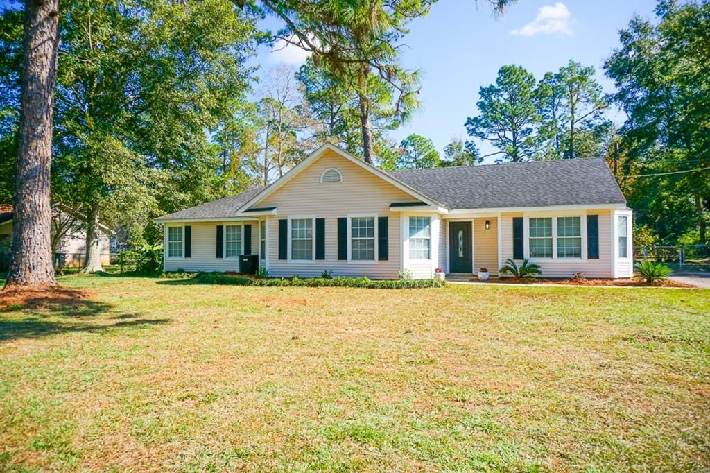 1301 Repoll Road, Mobile, AL 36695