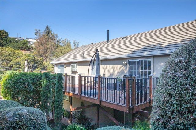 9400 Mountain Blvd, Oakland, CA 94605