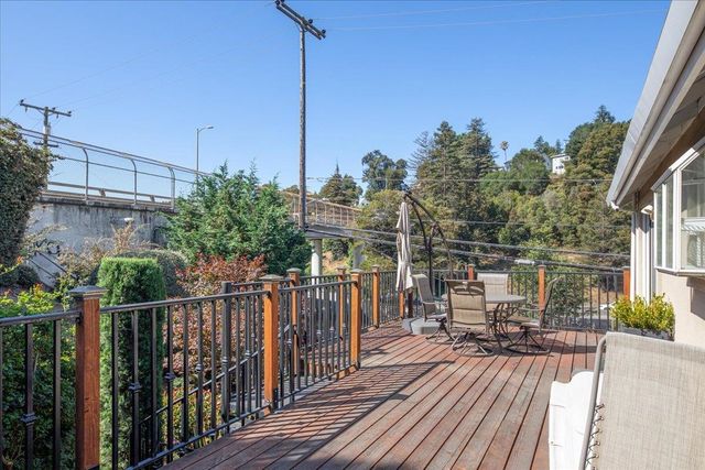 9400 Mountain Blvd, Oakland, CA 94605