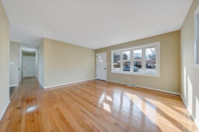 5809 Sierra DR, Roanoke, VA 24012