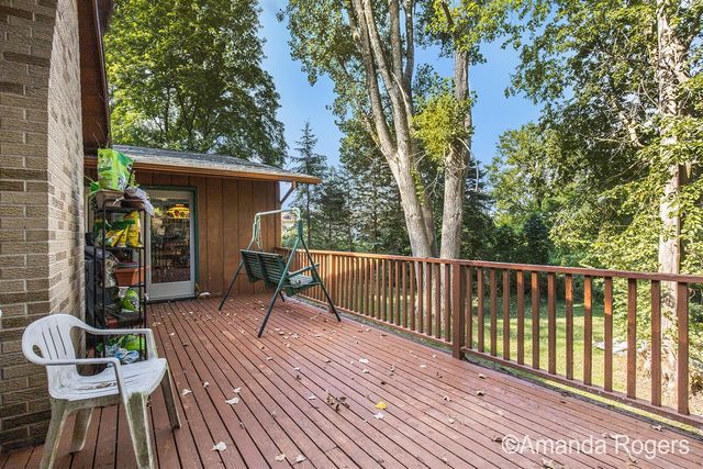 4365 Bedaki Avenue, Lowell, MI 49331