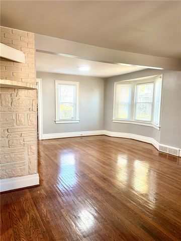 451 Lakeview Park, Rochester, NY 14613