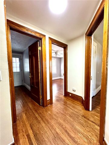 451 Lakeview Park, Rochester, NY 14613