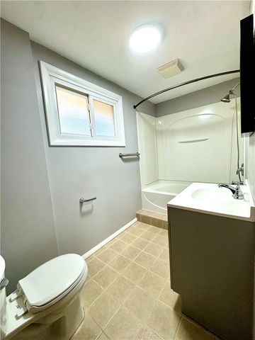 451 Lakeview Park, Rochester, NY 14613