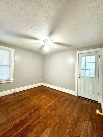 451 Lakeview Park, Rochester, NY 14613