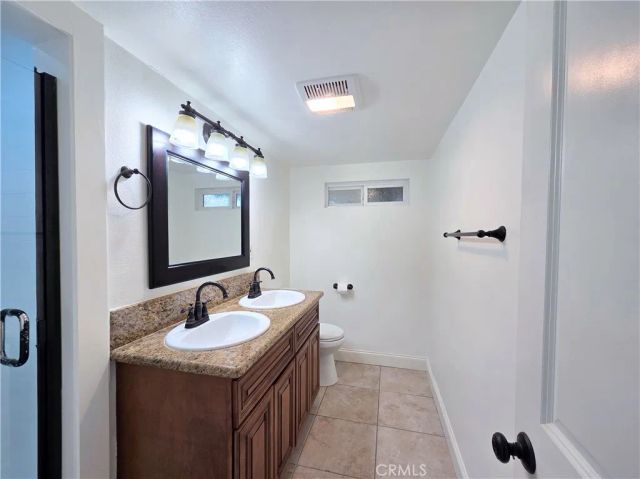 10422 Oakhaven, Stanton, CA 90680
