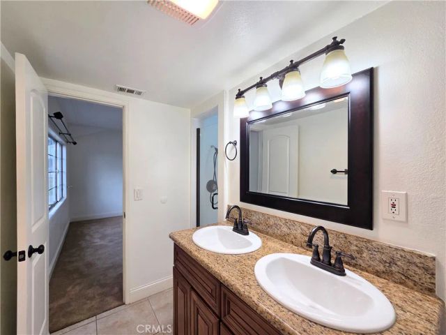 10422 Oakhaven, Stanton, CA 90680