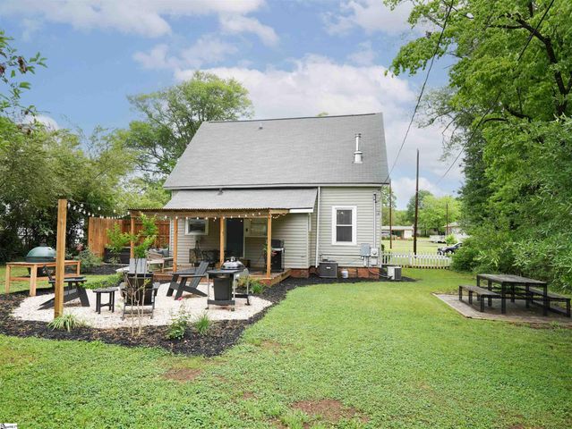 107 Arrington Avenue, Greenville, SC 29617