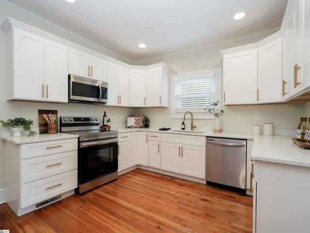 107 Arrington Avenue, Greenville, SC 29617
