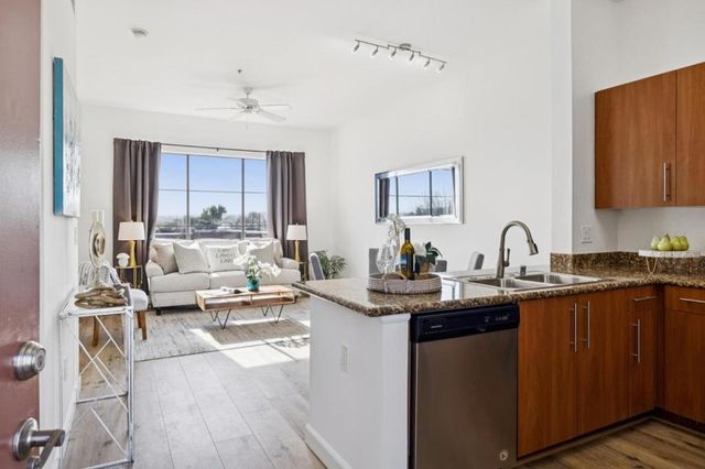 1060 S 3rd Street 311, San Jose, CA 95112