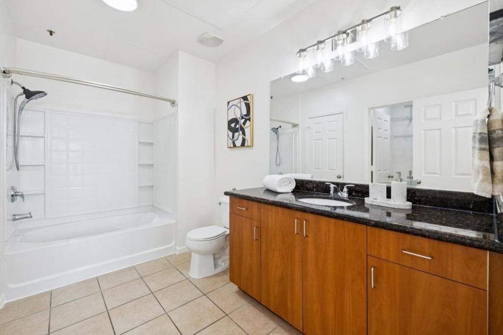 Image 13 of property listing at 1060 S 3rd Street 311, San Jose, CA 95112