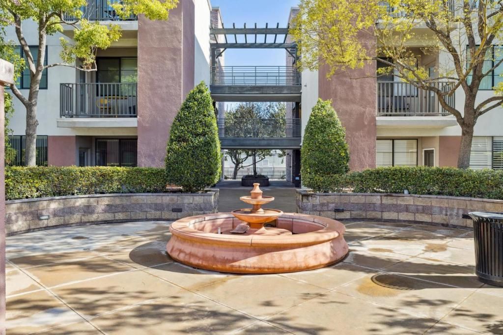 Image 38 of property listing at 1060 S 3rd Street 311, San Jose, CA 95112