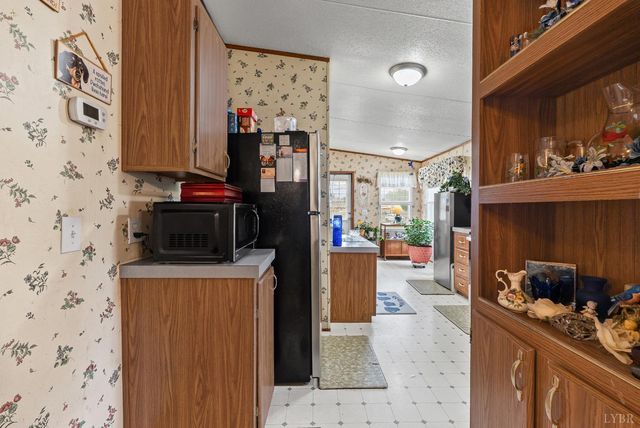 1289 Confederate Boulevard, Appomattox, VA 24522