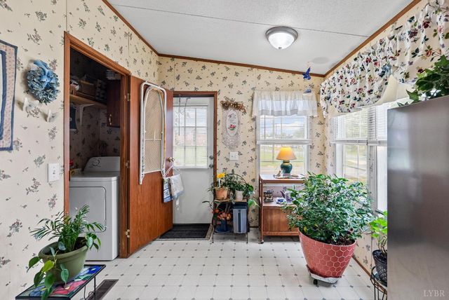 1289 Confederate Boulevard, Appomattox, VA 24522