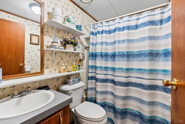 1289 Confederate Boulevard, Appomattox, VA 24522