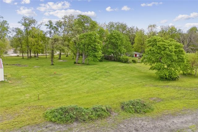 3 Klemish Circle, Center Point, IA 52213