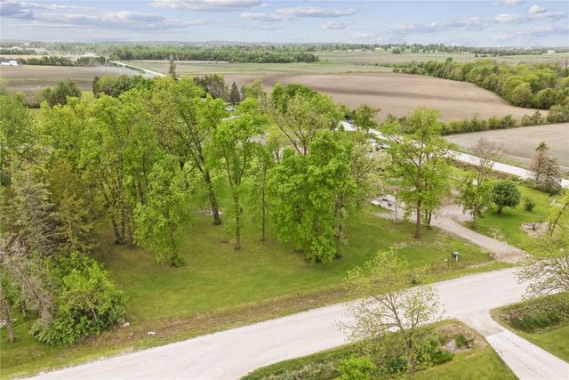 3 Klemish Circle, Center Point, IA 52213