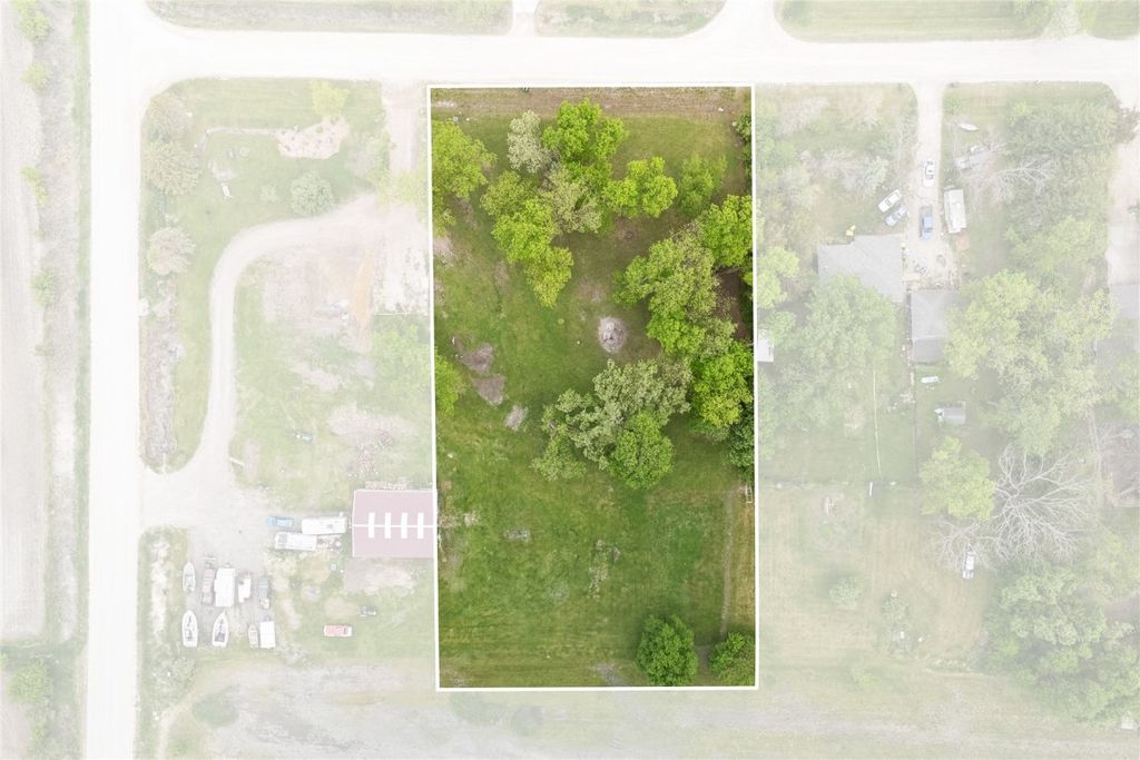 3 Klemish Circle, Center Point, IA 52213