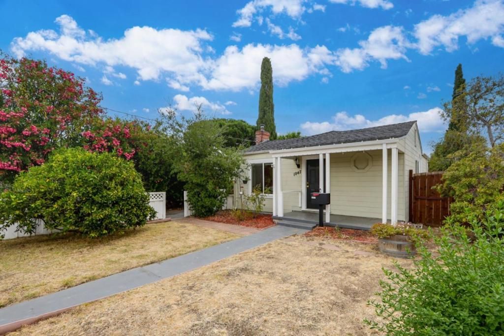 1047 Cherry Street, San Carlos, CA 94070