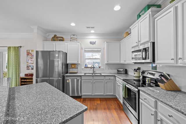 178 Heritage Way, Hampstead, NC 28443