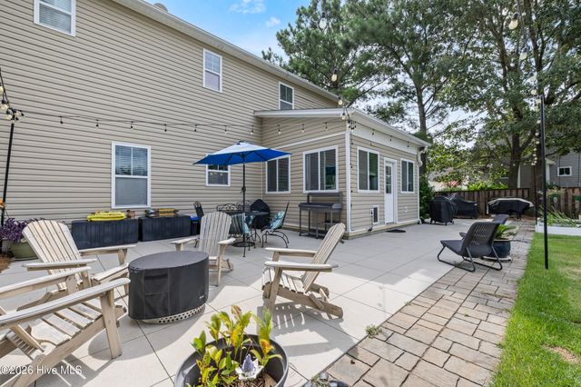 178 Heritage Way, Hampstead, NC 28443