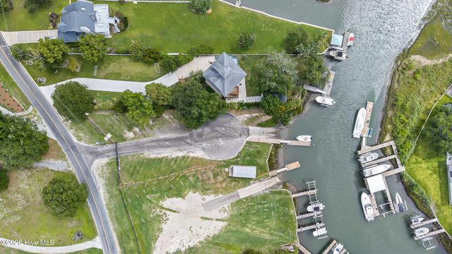 178 Heritage Way, Hampstead, NC 28443