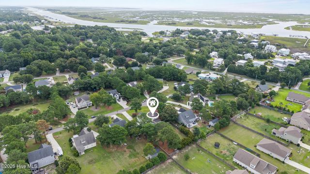 178 Heritage Way, Hampstead, NC 28443