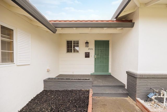 6920 Maita Cir, Sacramento, CA 95820