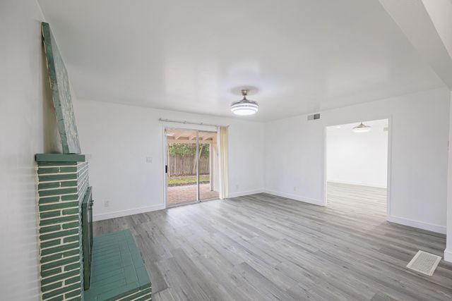 6920 Maita Cir, Sacramento, CA 95820