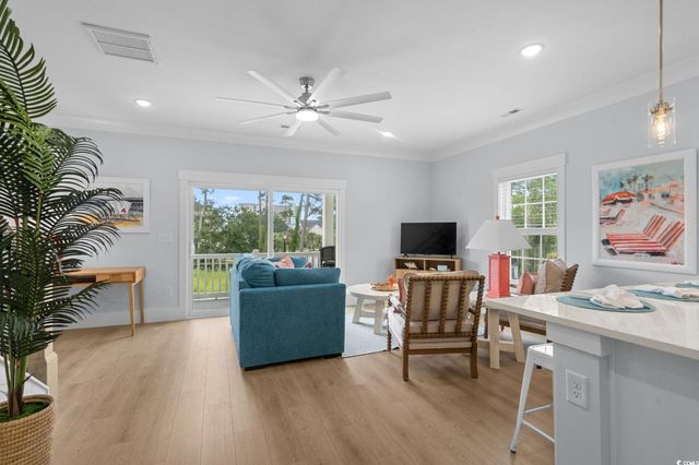 2302 Seaseeker Ln., Myrtle Beach, SC 29577