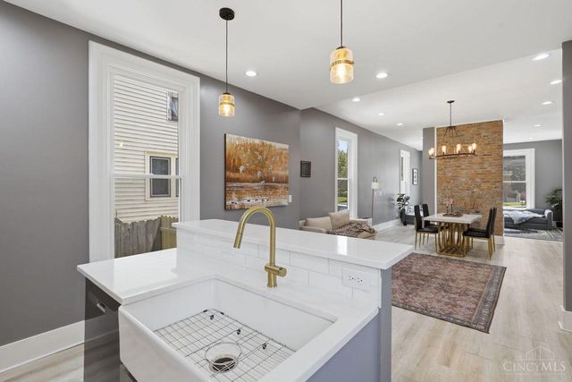 4607 Erie Avenue, Cincinnati, OH 45227