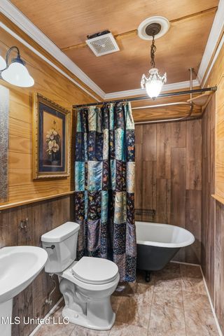 15804 Peapatch Road, Biloxi, MS 39532