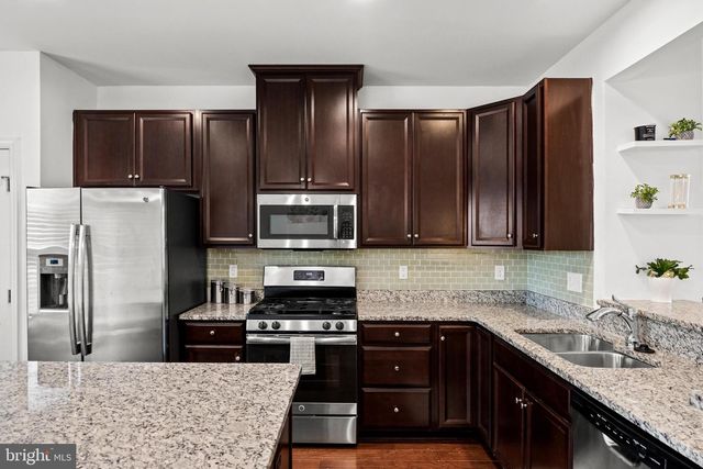 70 BENFORD, Edgewater Park, NJ 08010